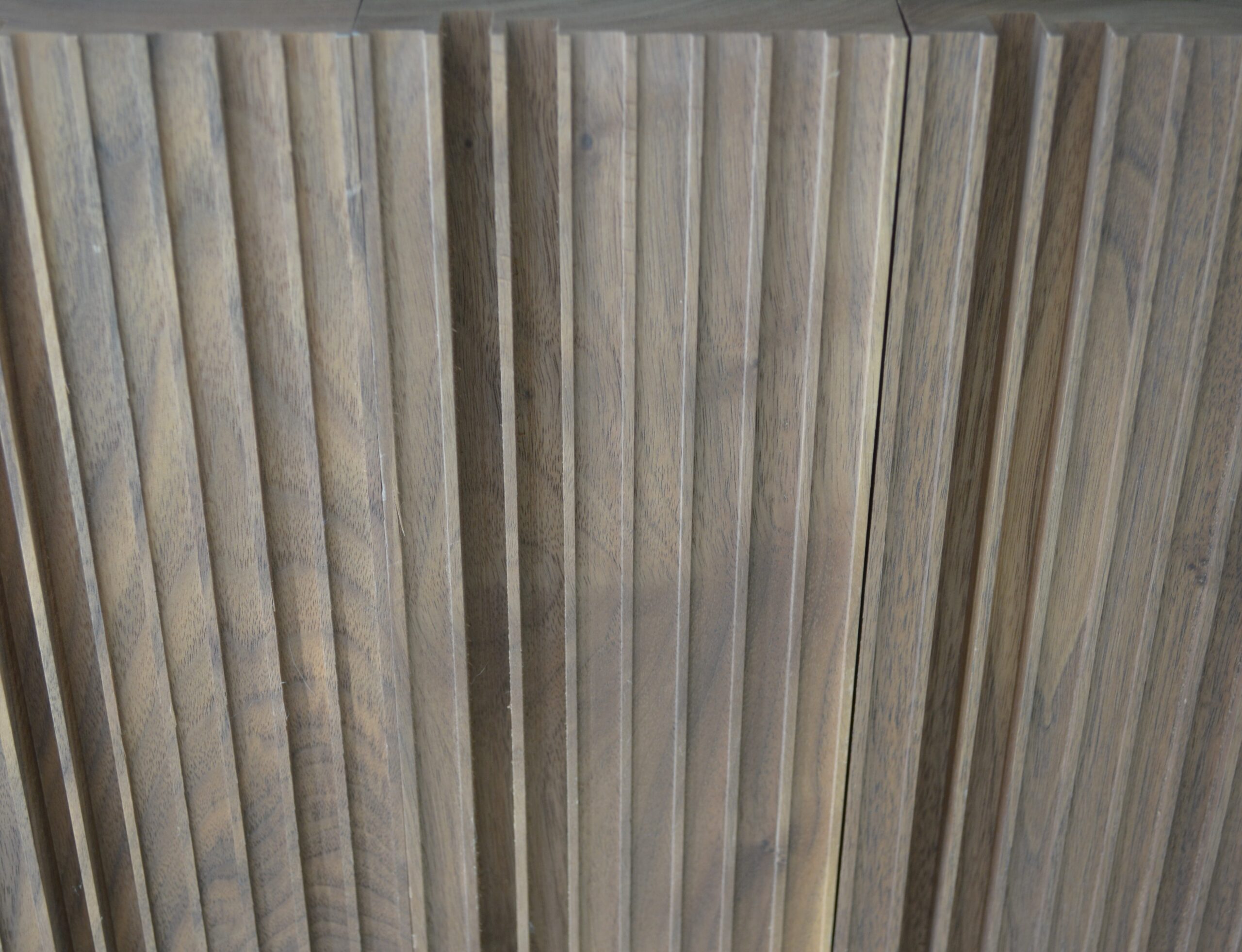 Prime17-Fe™ Asymmetrical Hardwood Diffuser Systems - AVLonline